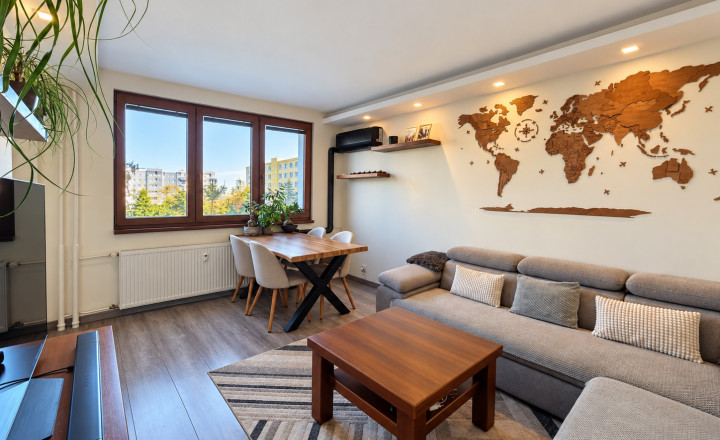3i byt 68m2 + loggia, rekonštruovaný, Terasa - Šafárikova - fotografia 1