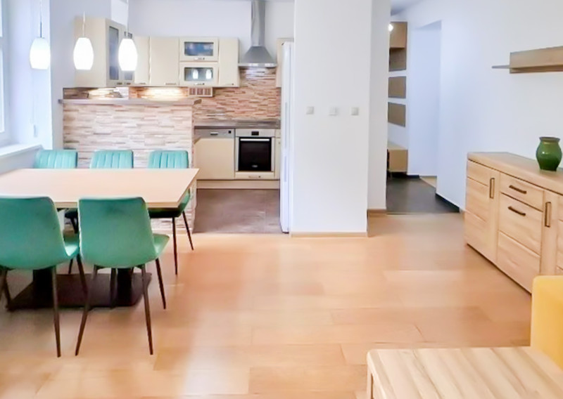 Na predaj rekonštruovaný 3 izb.byt v historickom centre