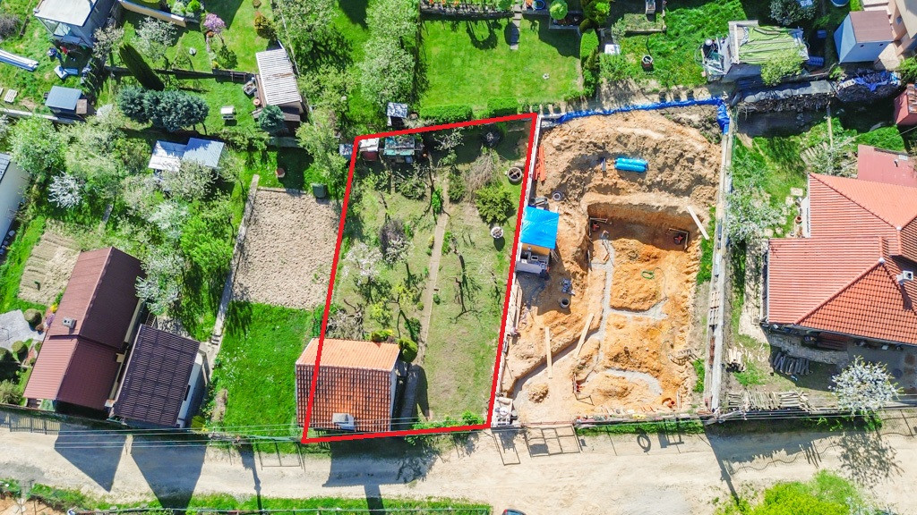 BAŠKA - Stavebný pozemok na výstavbu RD, len 6 minút od KVP