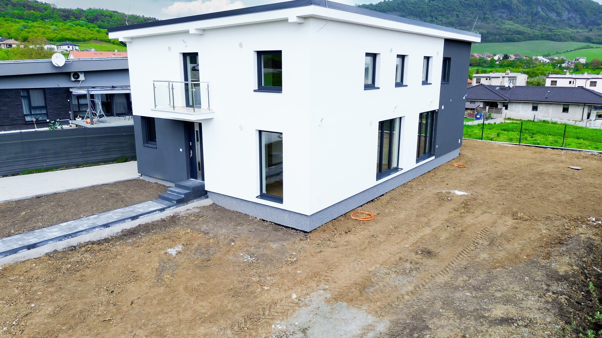 PREDANÉ - NOVOSTAVBA na kľúč - nadštandard, Fintice