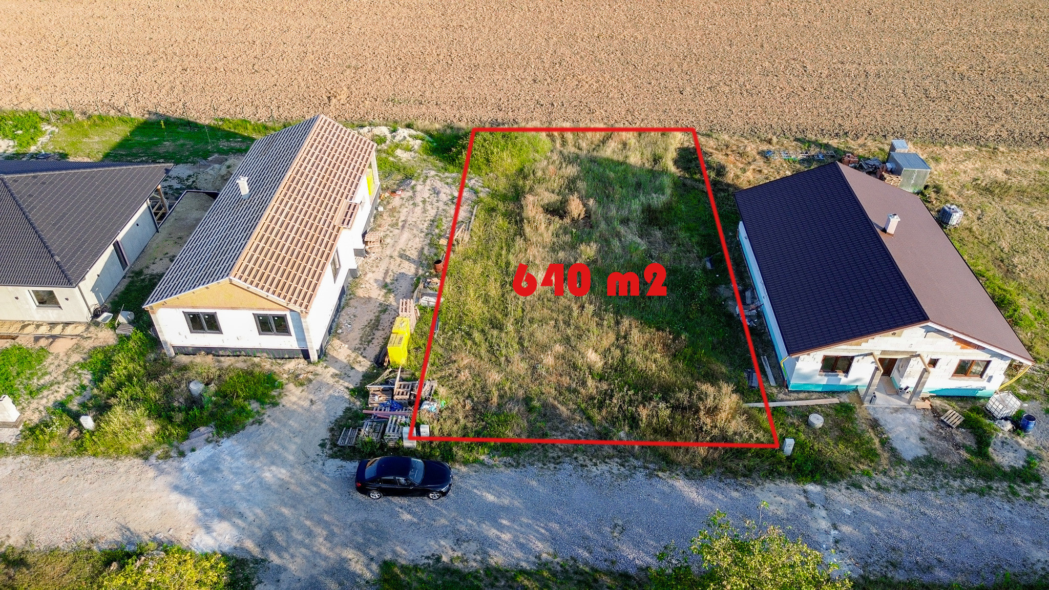 Stavebný pozemok 640m2 , Bačkovík - nová lokalita