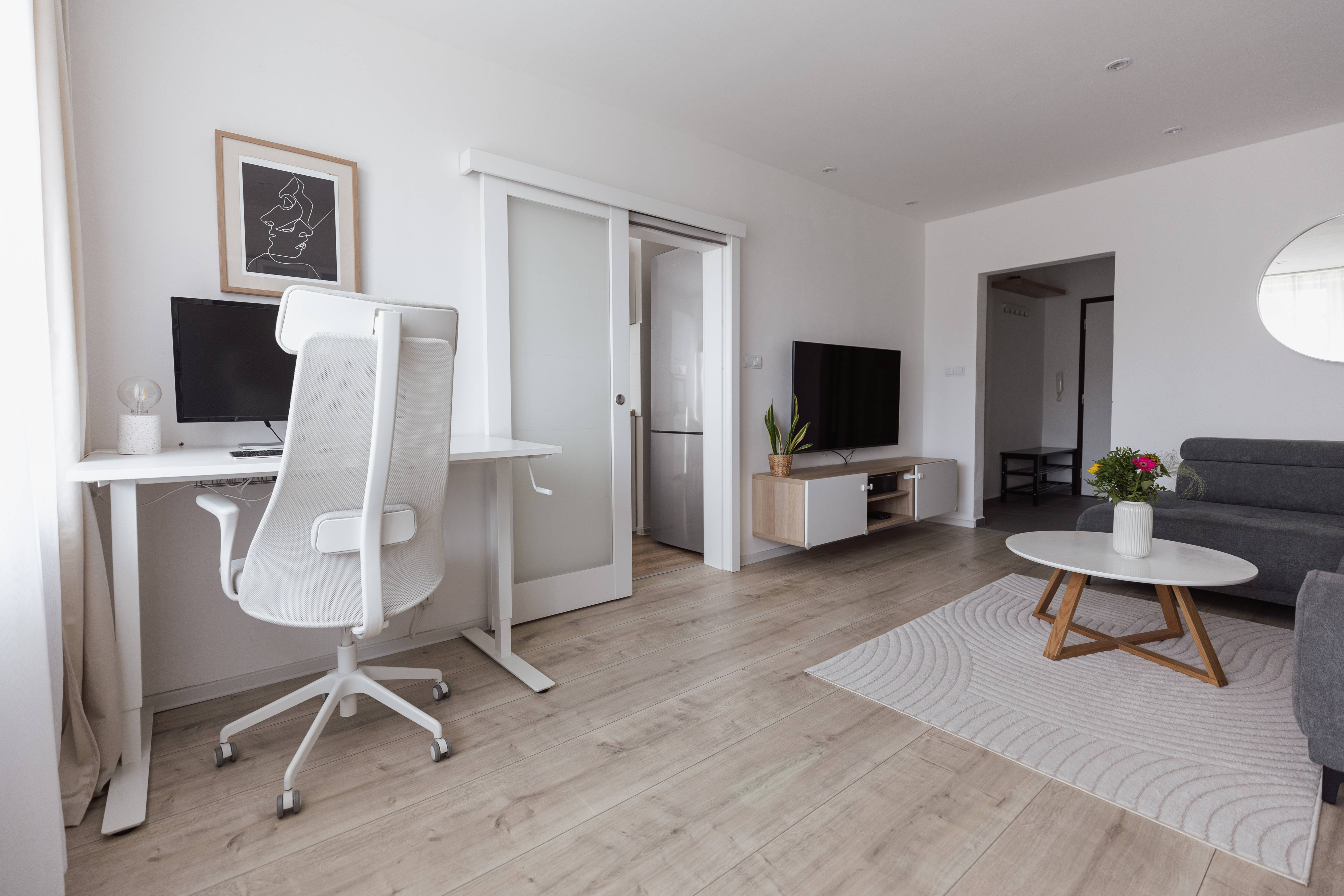 PREDANÉ - 3 izbový byt po kompletnej rekonštrukcii - Karpatská ul.