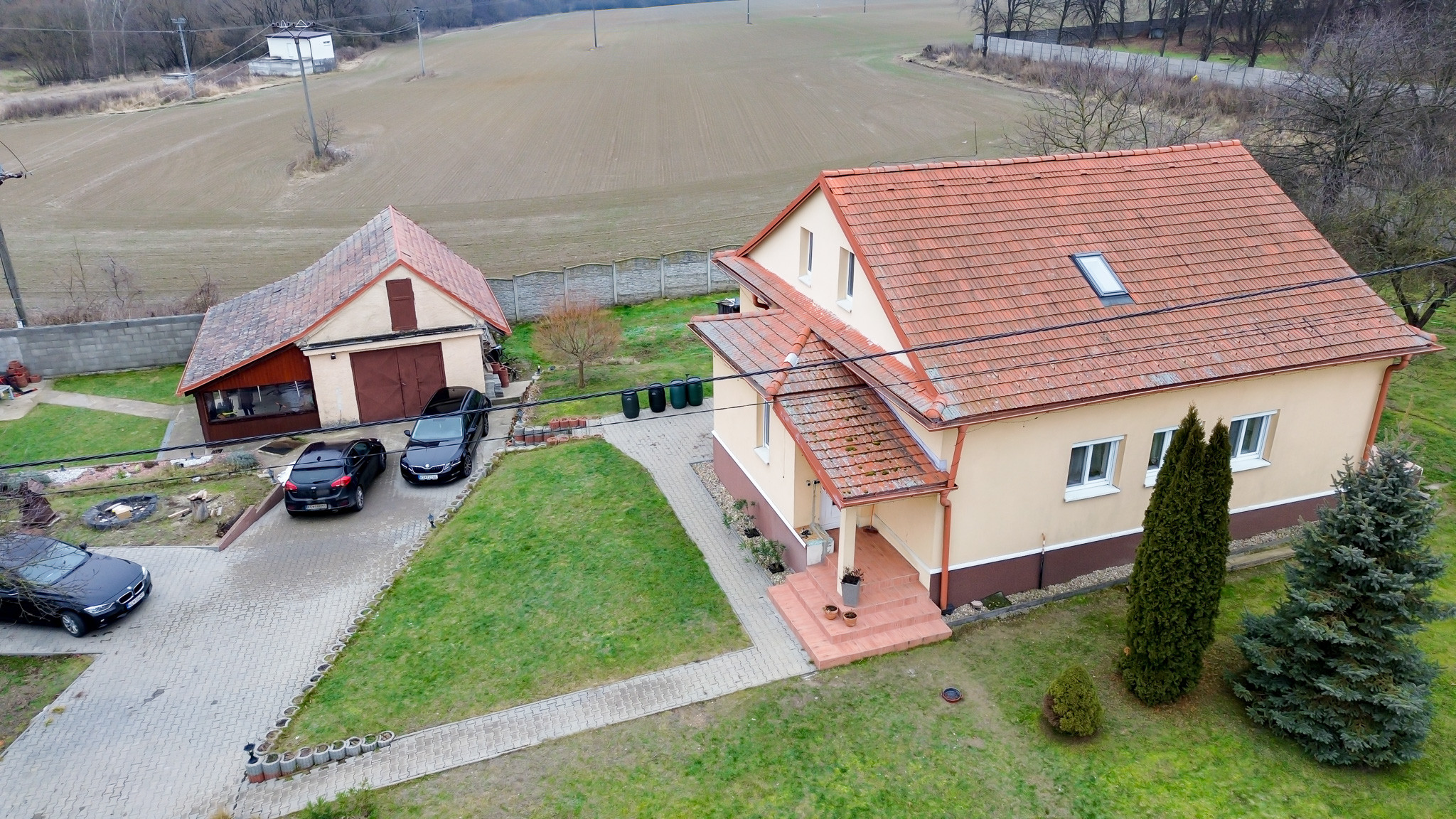 PREDANÉ - 6-izbový RD po rekonštrukcii v Rudníku na pozemku 1794m2