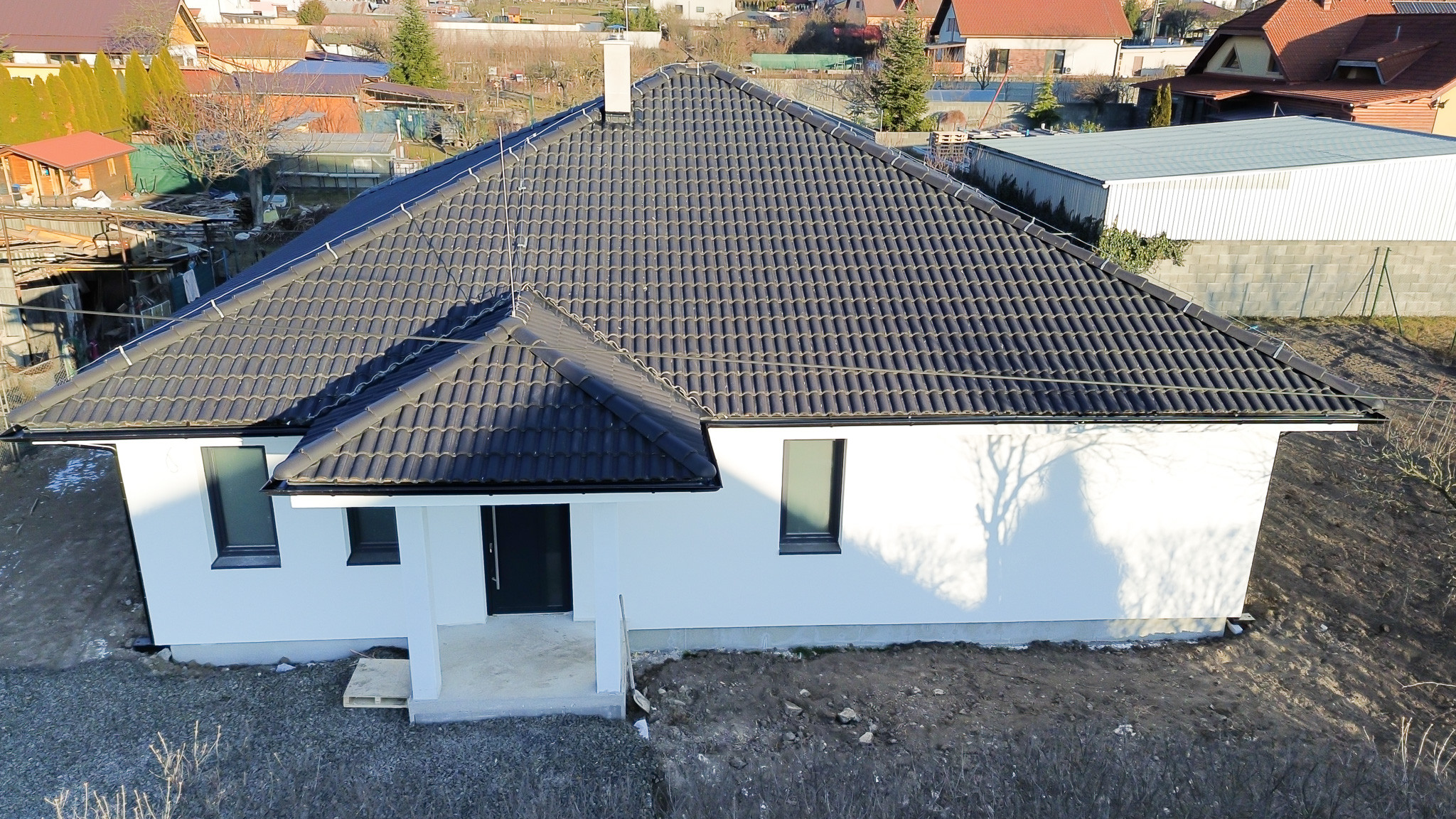ĎURKOV, novostavba RD na kľúč, pozemok 600m2, komplet IS, TČ