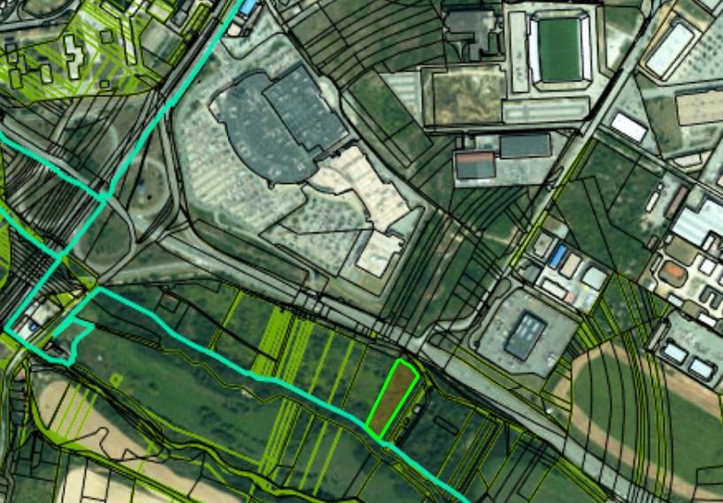 Pozemok (občianska vybavenosť) Červený rak -oproti OC Optima