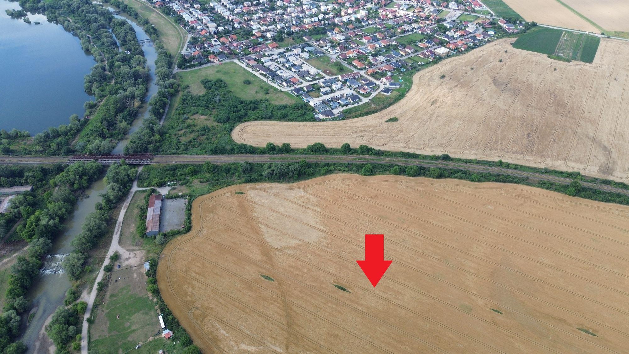 Na predaj investičný pozemok Košice - Krásna 1159m2 (19€/m2)