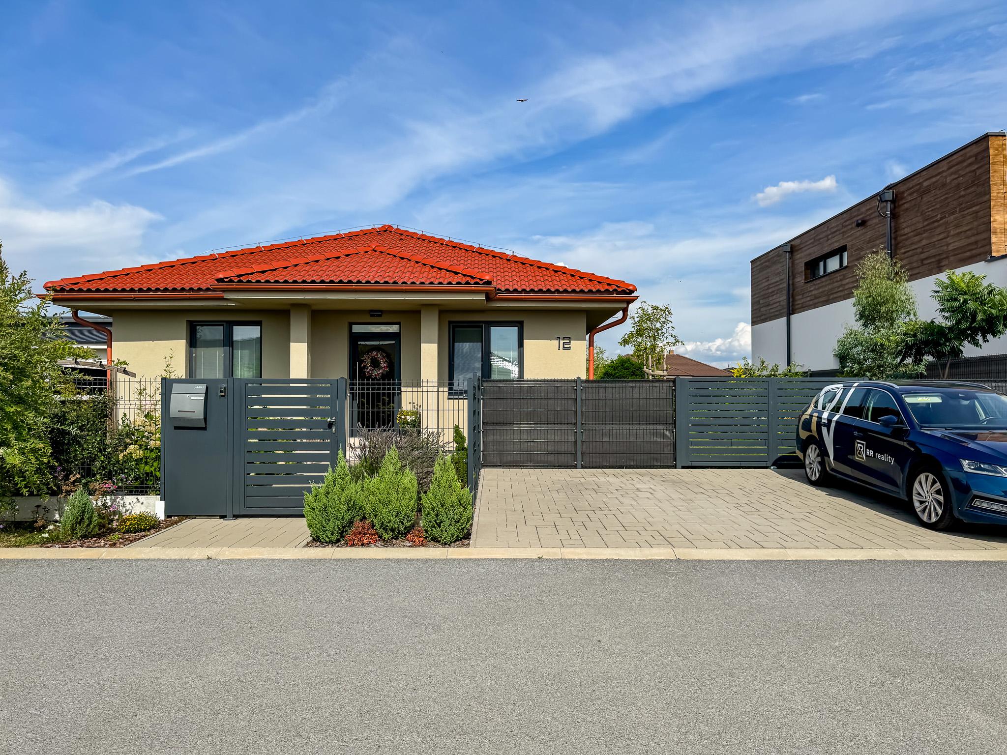 Zariadená novostavba RD NOVÉ MOKRANCE 135m2 na pozemku 565m2