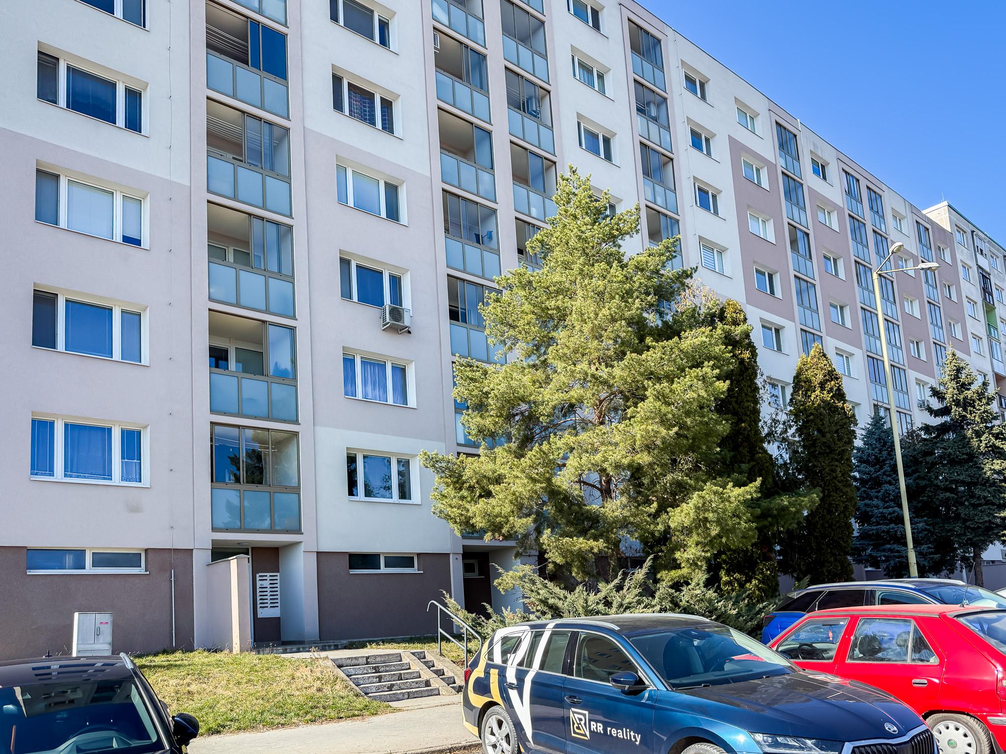 Na predaj 3i byt po rekonštrukcii, KVP – Wuppertálska