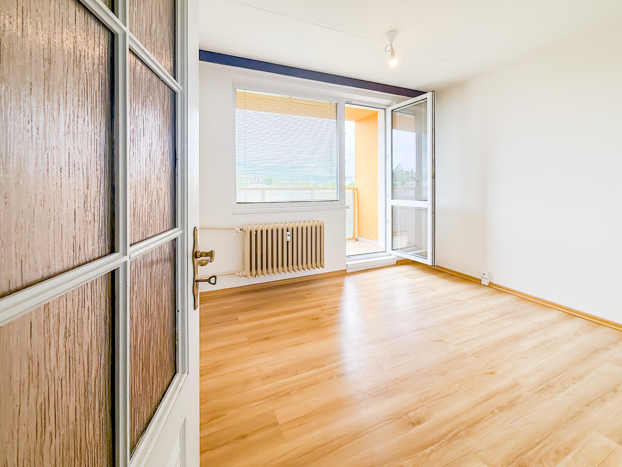 3 izbový byt 56m2+6m loggia, Terasa - Michalovská